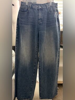 SHEIN Women’s Baggy Washed Straight-Leg Jean (HIGH RISE)